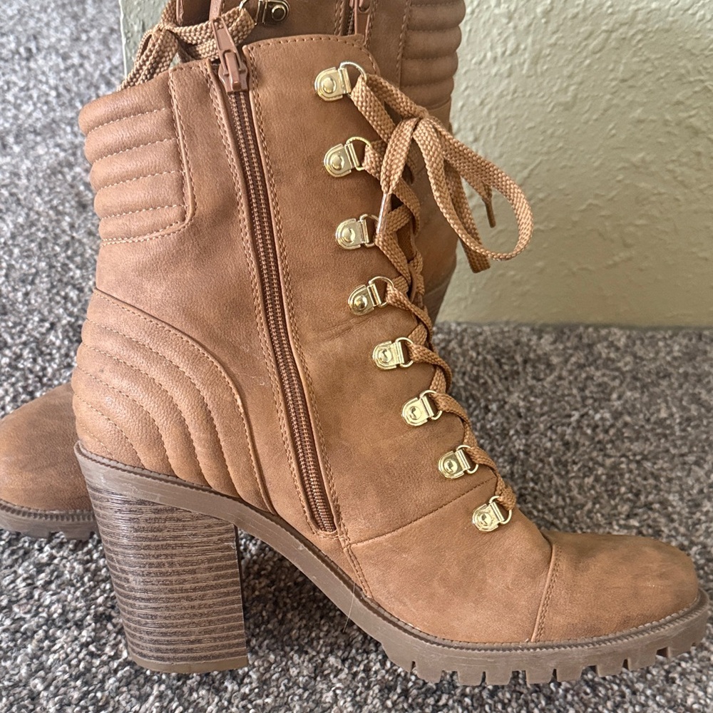 G by Guess Tan Lace-Up Ankle Boots - Picture 2 of 9